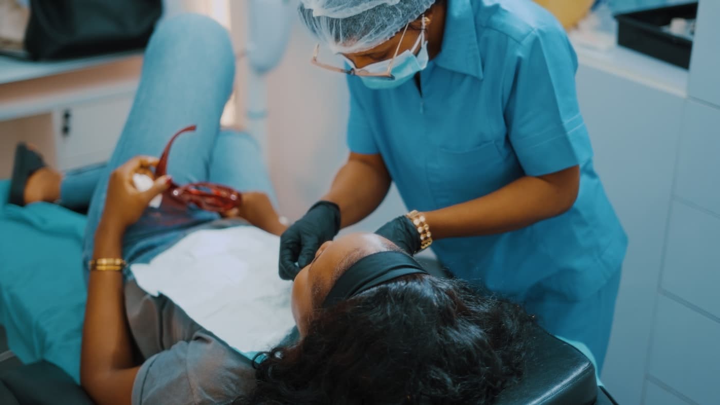 Dental Emergencies 101: What Counts and What to Do