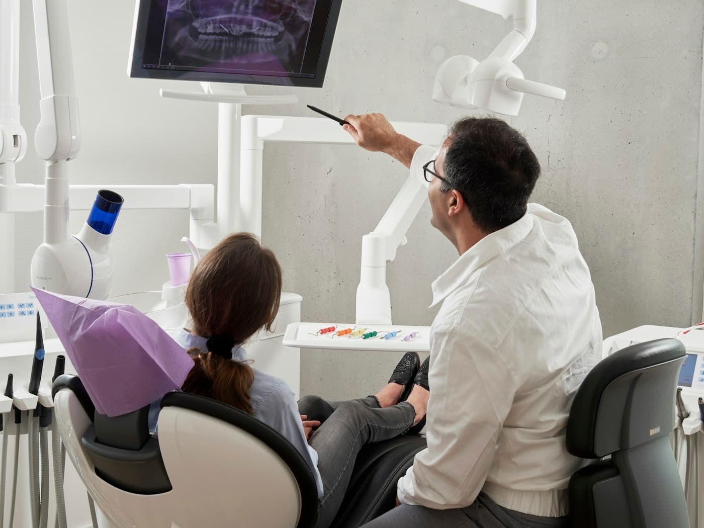 How Dentists Build Trust and What That Looks Like at Avora